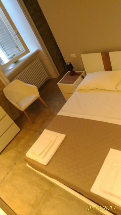 B&B Dimora Damiani Montefiore dell'Aso ภายนอก รูปภาพ